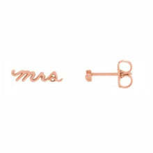 Load image into Gallery viewer, mrs Personalized earrings
