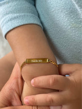 Load image into Gallery viewer, Curb Chain ID Bracelet Youth
